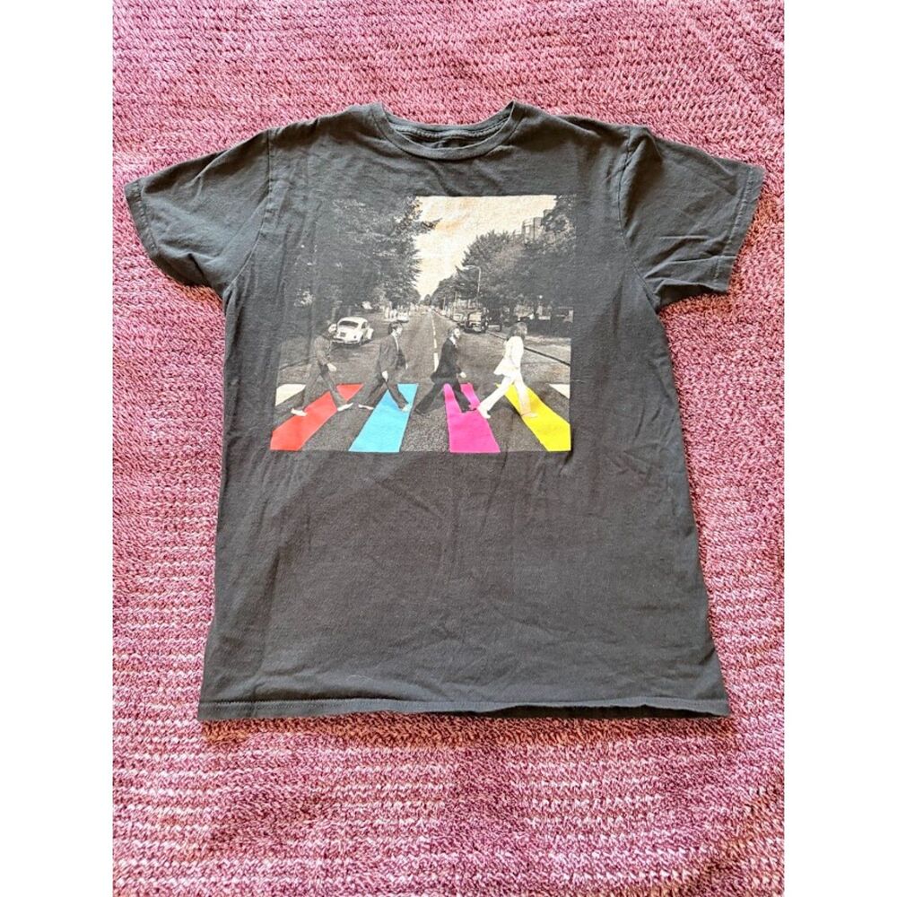 The Beatles Abbey Road "Color Pop" M T-Shirt 2017 Official Apple Corps
